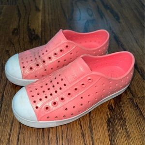 Girls Size 13 Pink Glittery Natives